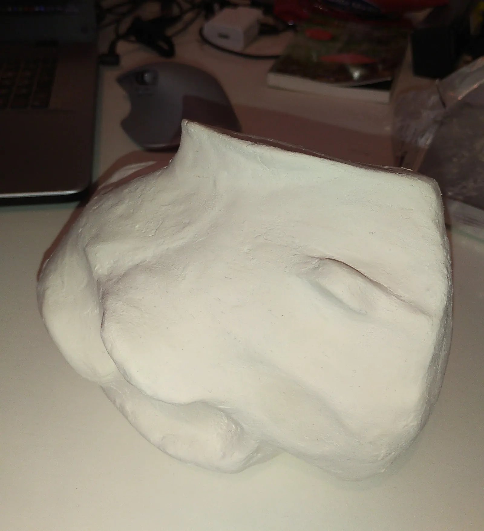 Raw 3D scan of the clay model converted from point cloud to mesh